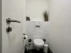 Moderne und ansprechende Gewerbefläche in List - Badezimmer