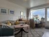 Charmante 2,5-Zimmer-Wohnung mit Ostbalkon im Herzen von Westerland - Wohnzimmer / Essbereich