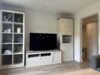 Charmante und frisch renovierte 2-Zimmer-Wohnung mit Balkon - Wohnzimmer