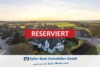 **RESERVIERT** - Stilvolles Wohnen unter Reet – renovierte ferienvermietbare Erdgeschosswohnung in Wenningstedt - Luftbild