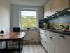 Charmante und frisch renovierte 2-Zimmer-Wohnung mit Balkon - Küche/Essbereich